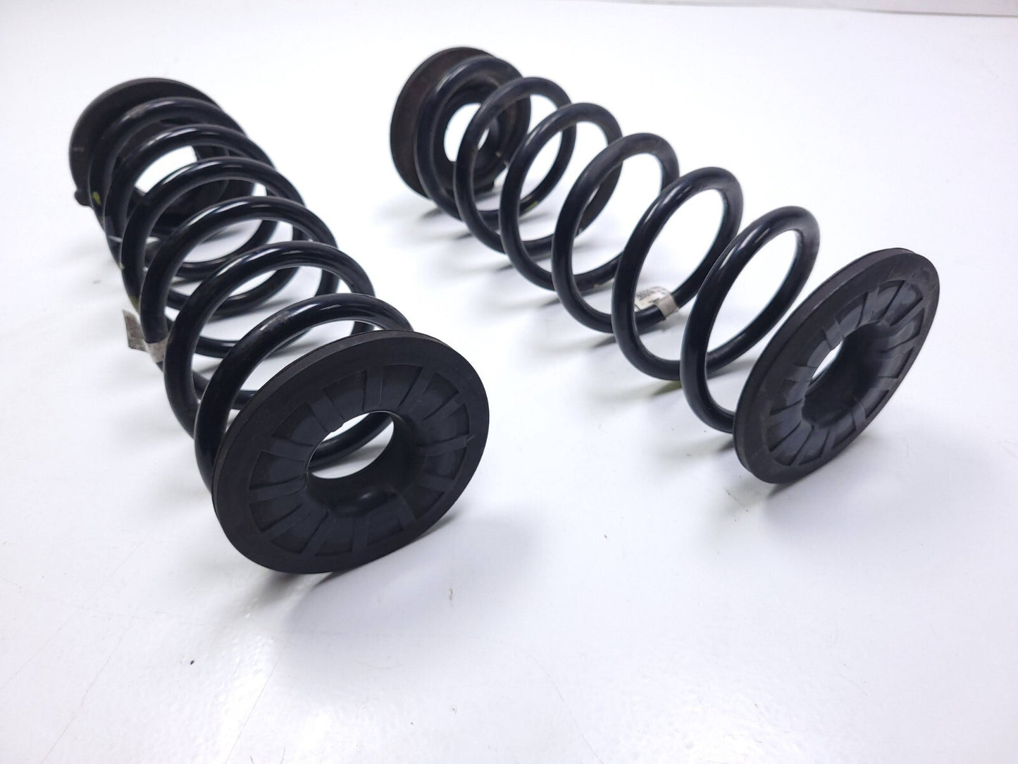 2019 Hyundai Kona Rear Coil Spring 2pcs OEM