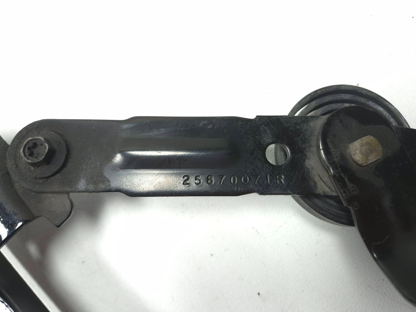 2013 Cadillac Escalade Hood Hinge Left & Right OEM