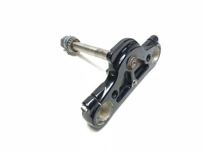 2008-2017 Harley Dyna Street Bob Fxdb Triple Tree Lower OEM