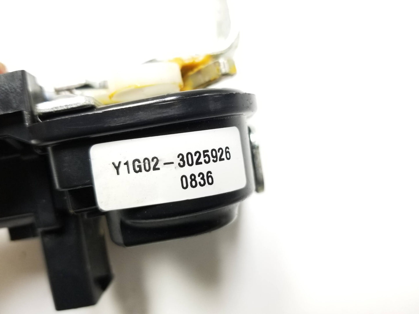 2012 Jeep Grand Cherokee Lock Actuator Tailgate Glass  OEM