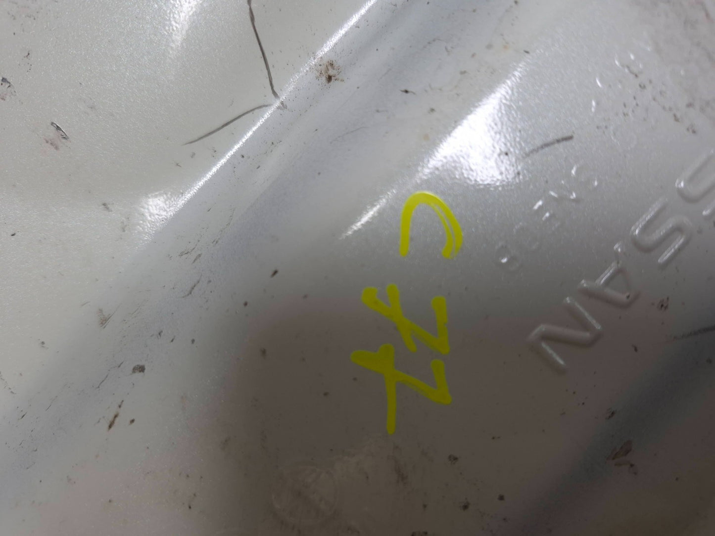 2012 Nissan Leaf Trunk Deck Lid Lift Gate Spoiler OEM