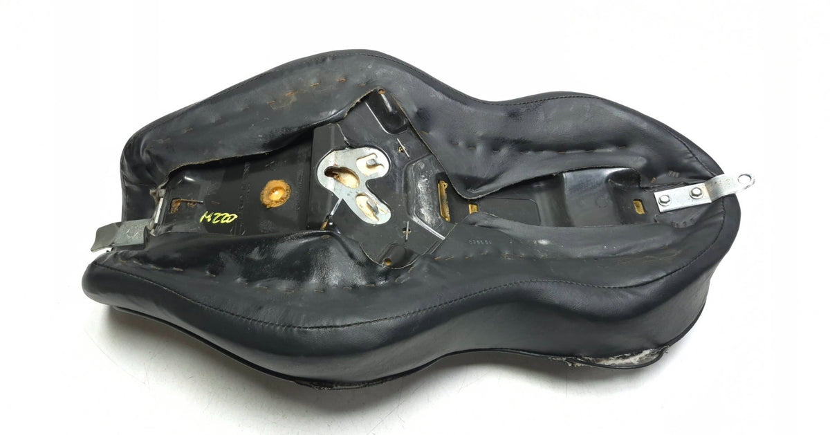 2004-2006 Harley Sportster Xl1200 Xl883 Two-up Seat Pillow Studded Saddle