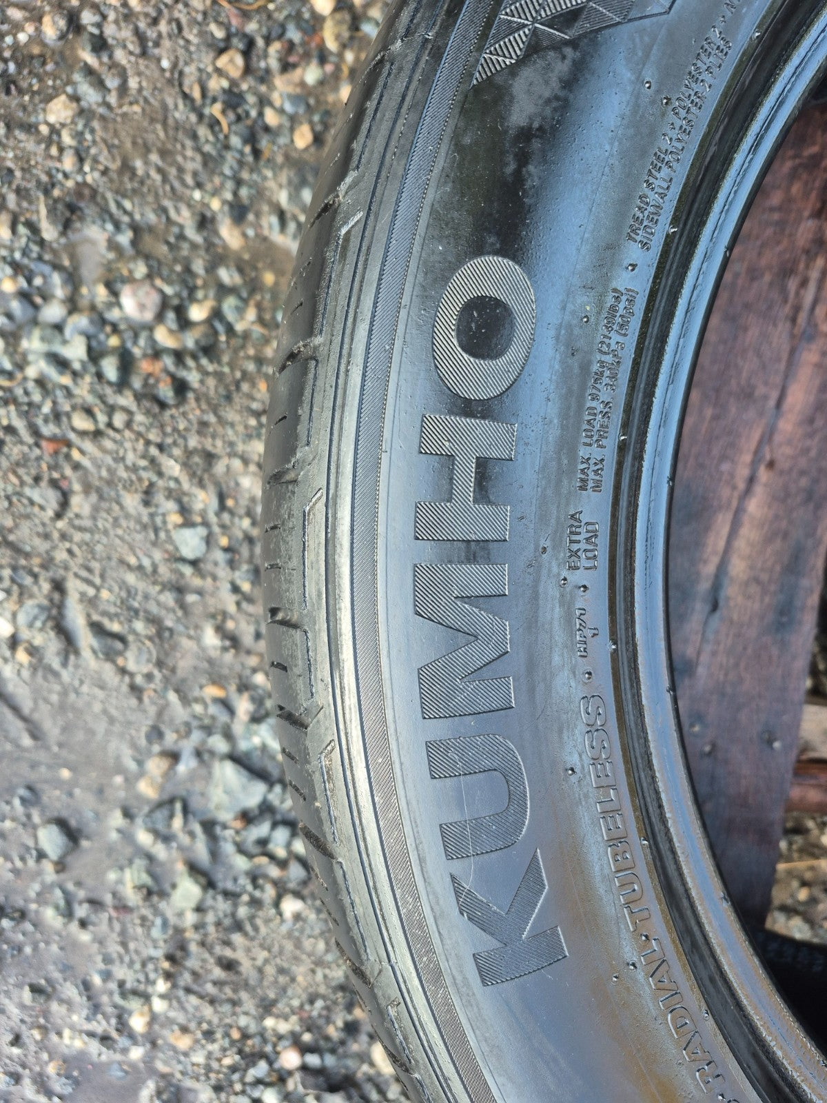 Tire Kumho Crugen 255/50 R19 107v