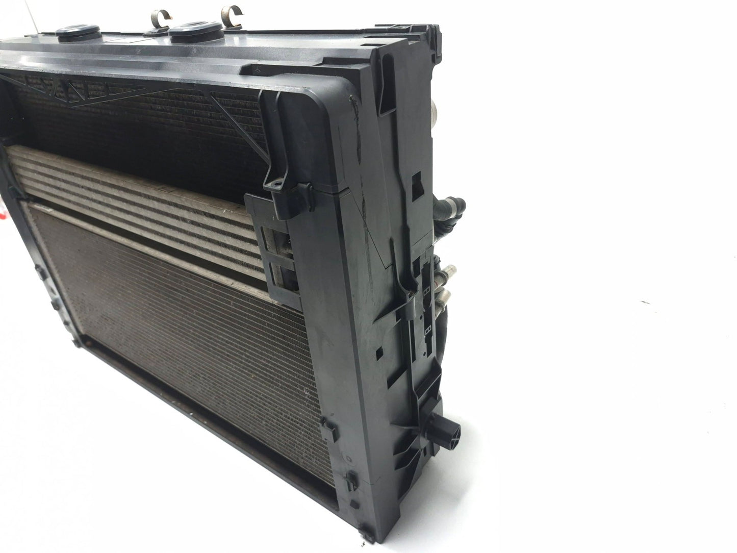 2011 BMW 750li Radiator Condenser Oil Cooler Cooling Fan Oem✅