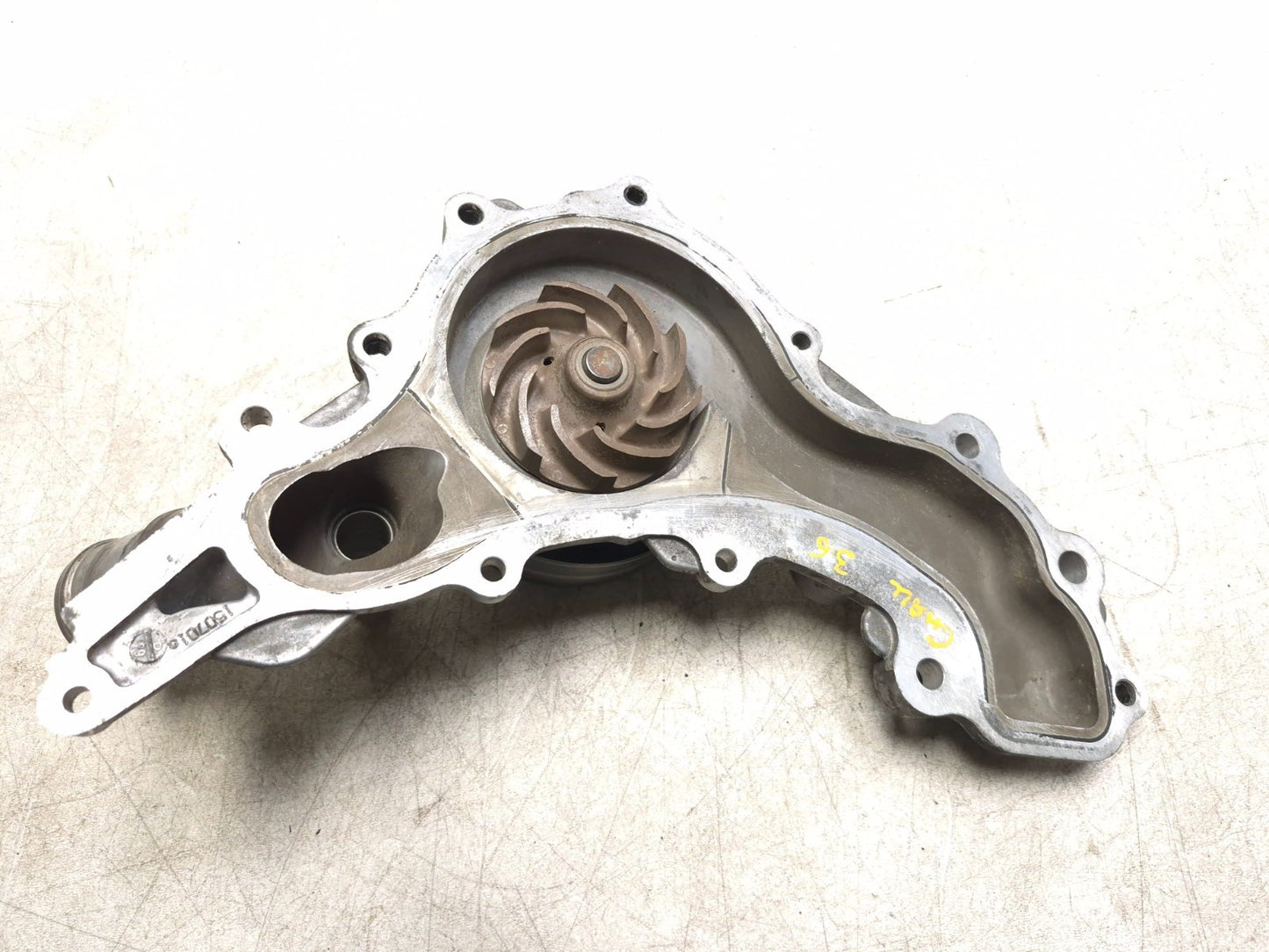 2015 Dodge Challenger Engine Water Pump 3.6l OEM