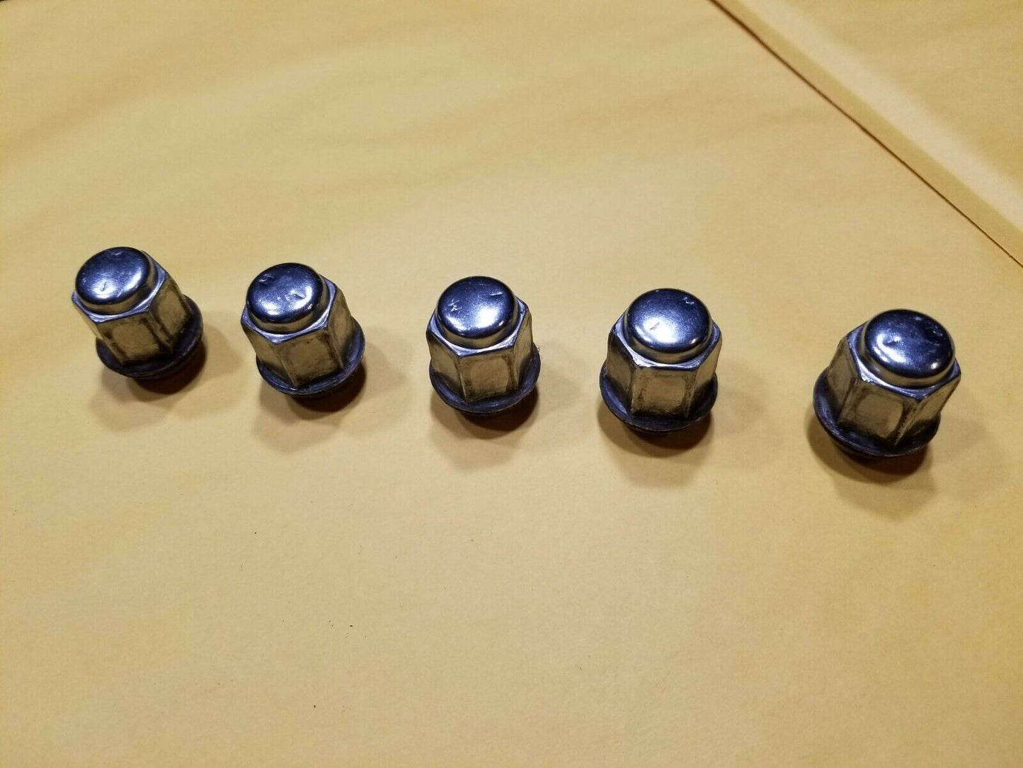 11 12 Dodge Caliber Wheel Lug Nut Bolt / Nuts Lugs Bolts 5pcs OEM
