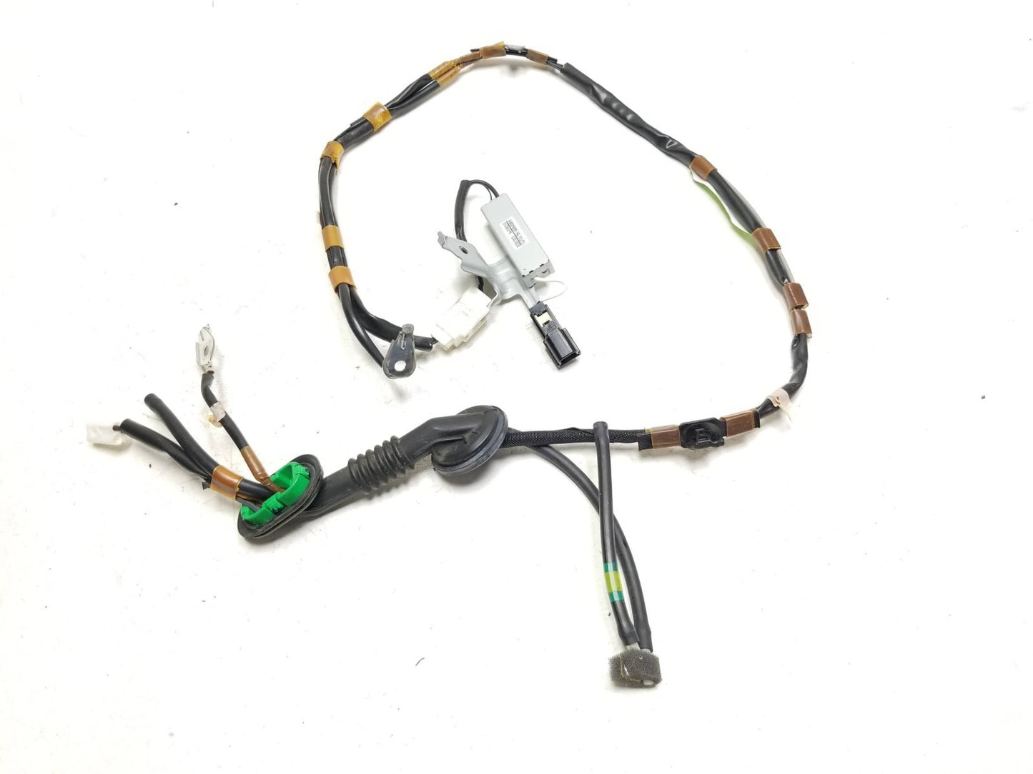 11-17 Lexus CT200h Radio Amplifier Antenna Assembly 86101-76091 OEM