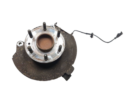 2013 Chevrolet Suburban Front Spindle Knuckle Wheel Hub Passenger Side Right OEM