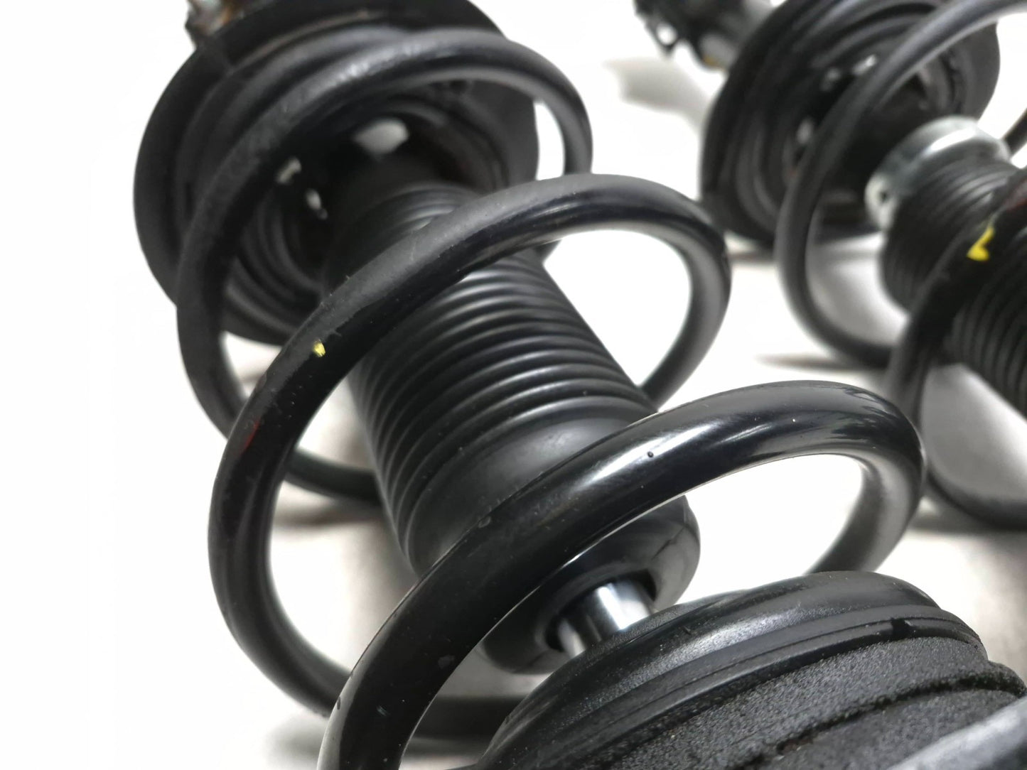 2013 Hyundai Genesis Coupe Front Shock Strut Absorber With Spring Pair OEM