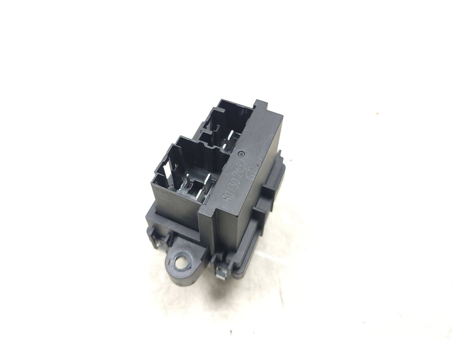 10-14 Chevrolet Suburban Tahoe Blower Motor Resistor OEM