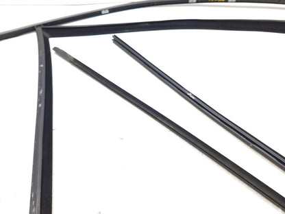 07-13 BMW E70 X5 Door Window Chanel Trim & Seal Front Passenger Side Rh 4pcs OEM