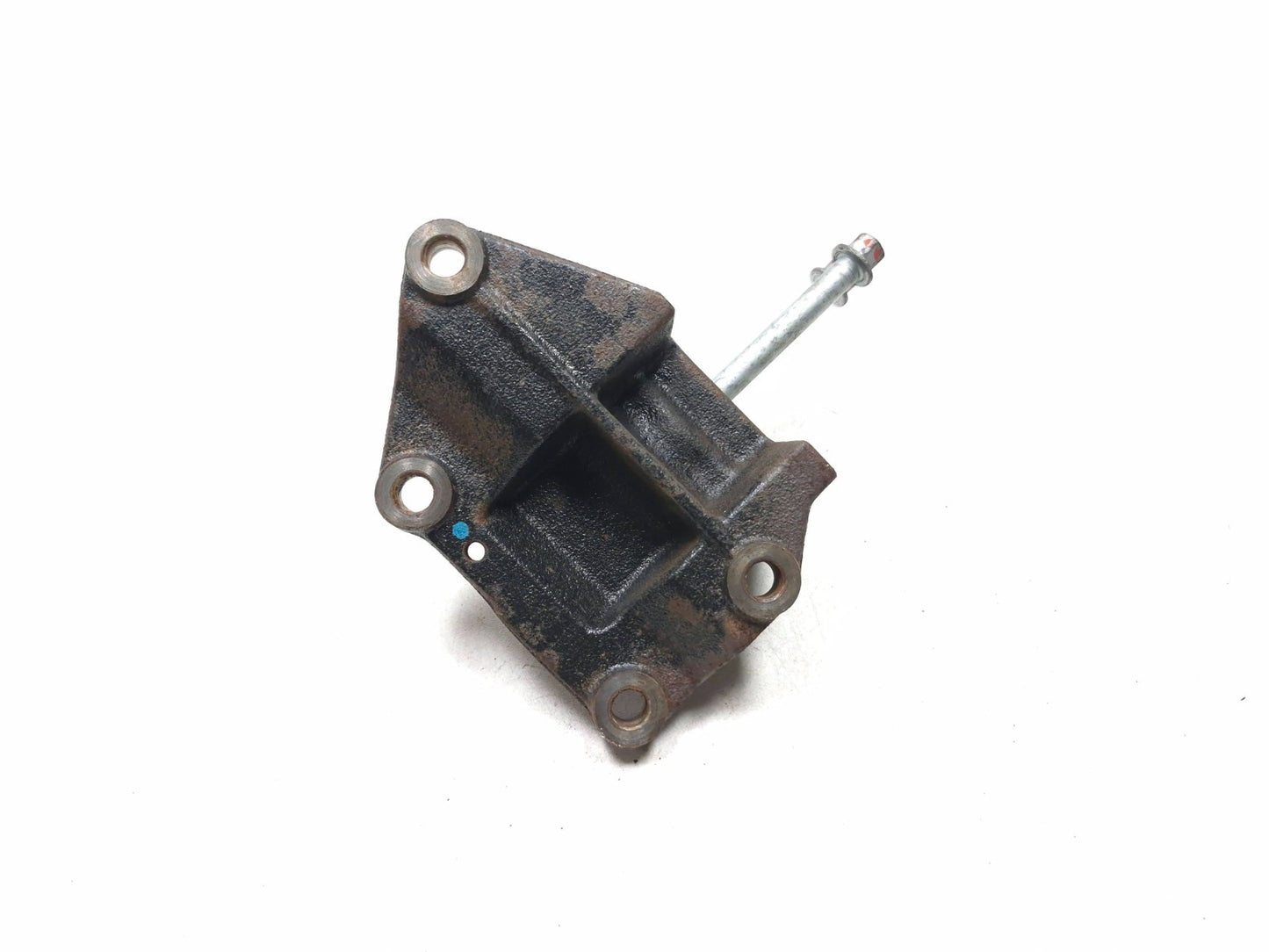 2014 Hyundai Accent Engine And Transmission Mount Kit OEM