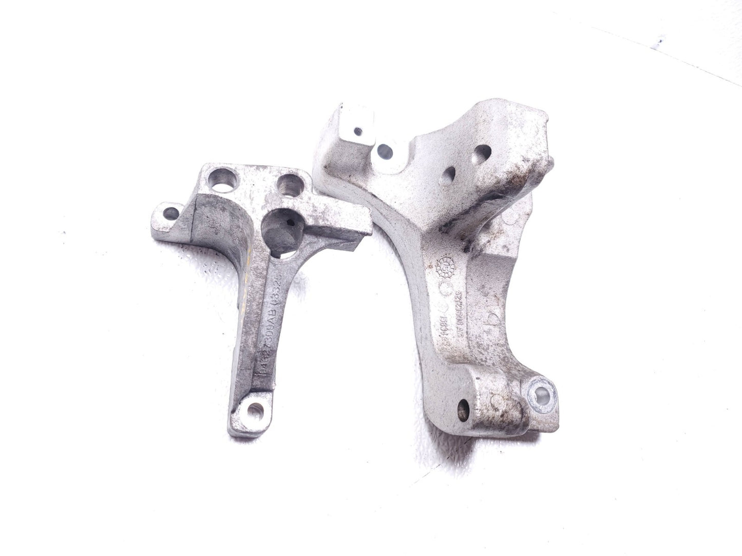 2015 Dodge Dart Intermediate Axle Shaft Bracket & A/c Compressor Bracket OEM