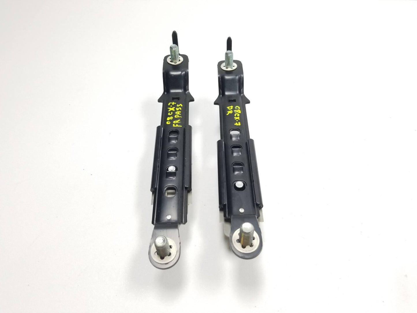 2009 Mazda Cx-7 Front Seat Belt Adjuster 2pcs OEM