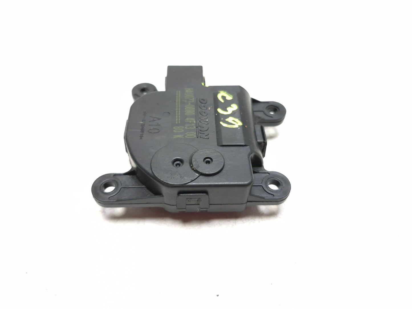 2014 Hyundai Accent HVAC Vent Actuator Flap Motor OEM