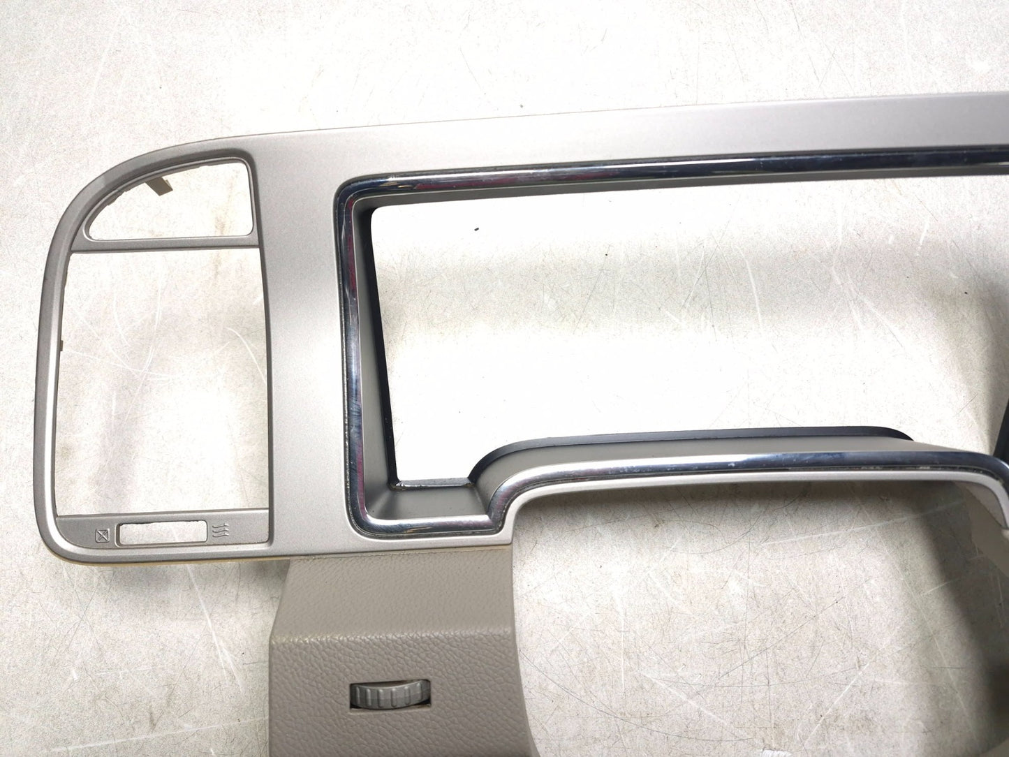 2008 Lincoln Navigator Dash Speedometer Cluster Bezel Trim  OEM