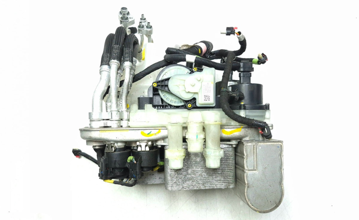 2021 Tesla Model 3 Y Supermanifold Octovalve Pump Assy OEM