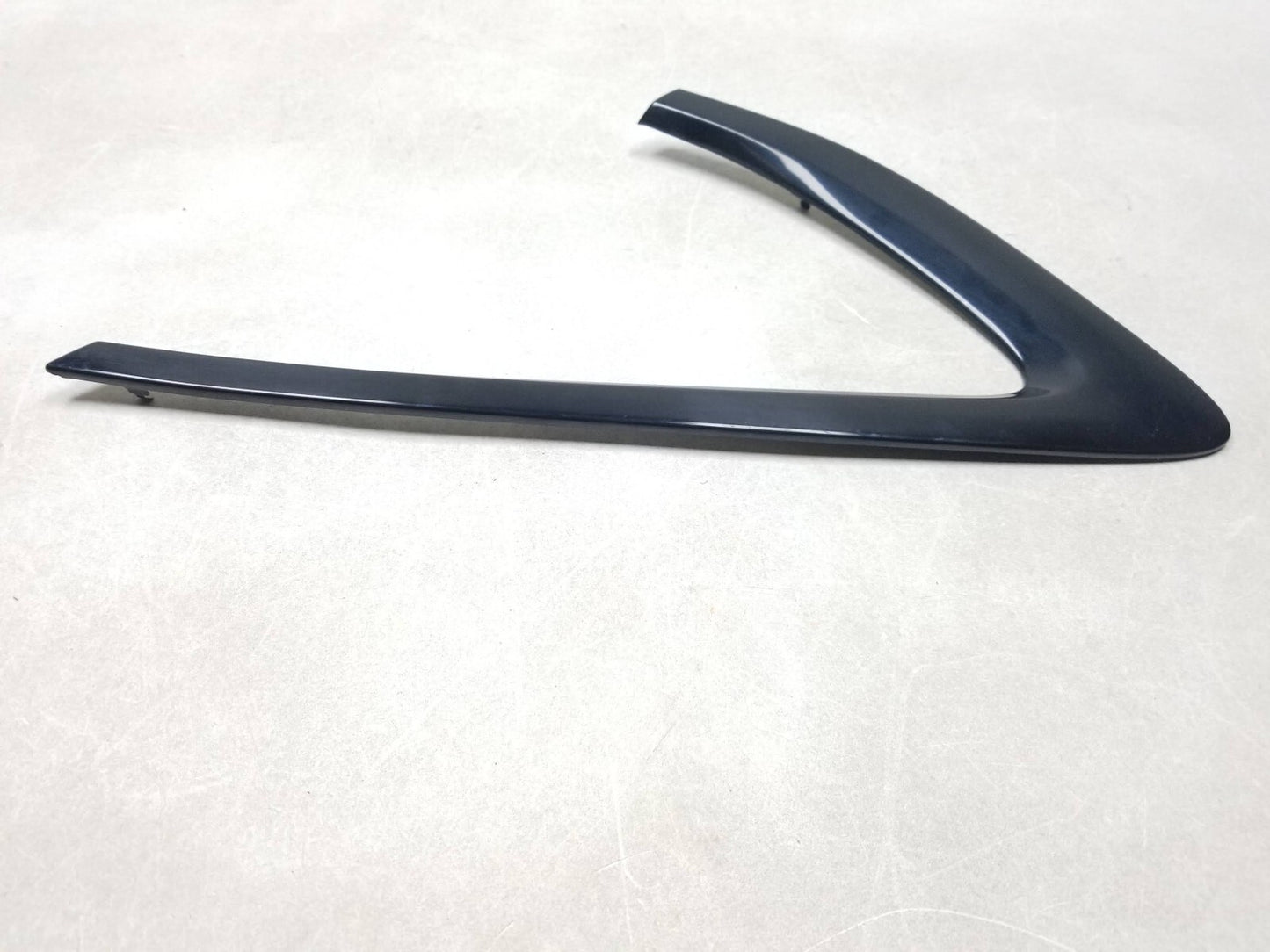 2015 Chrysler 200 Rear Quarter Glass Trim Molding Driver Side Left OEM