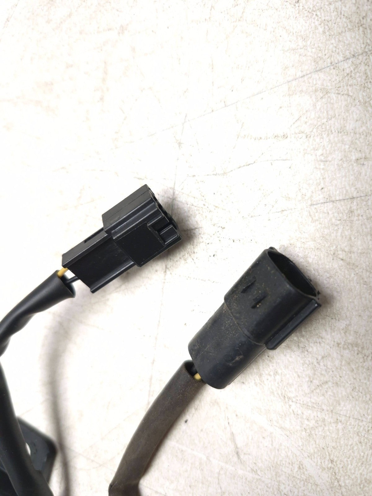 2013 Hyundai Genesis Keyless Entry Antenna OEM