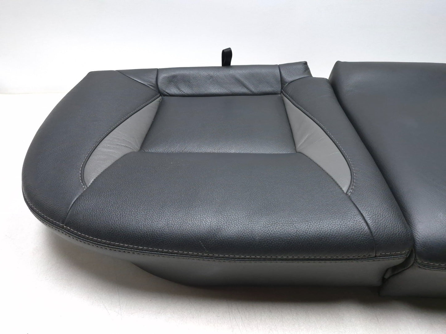 2007 Saab 9-5 Aero Rear Passenger Seat Bottom Cushion 2pcs OEM