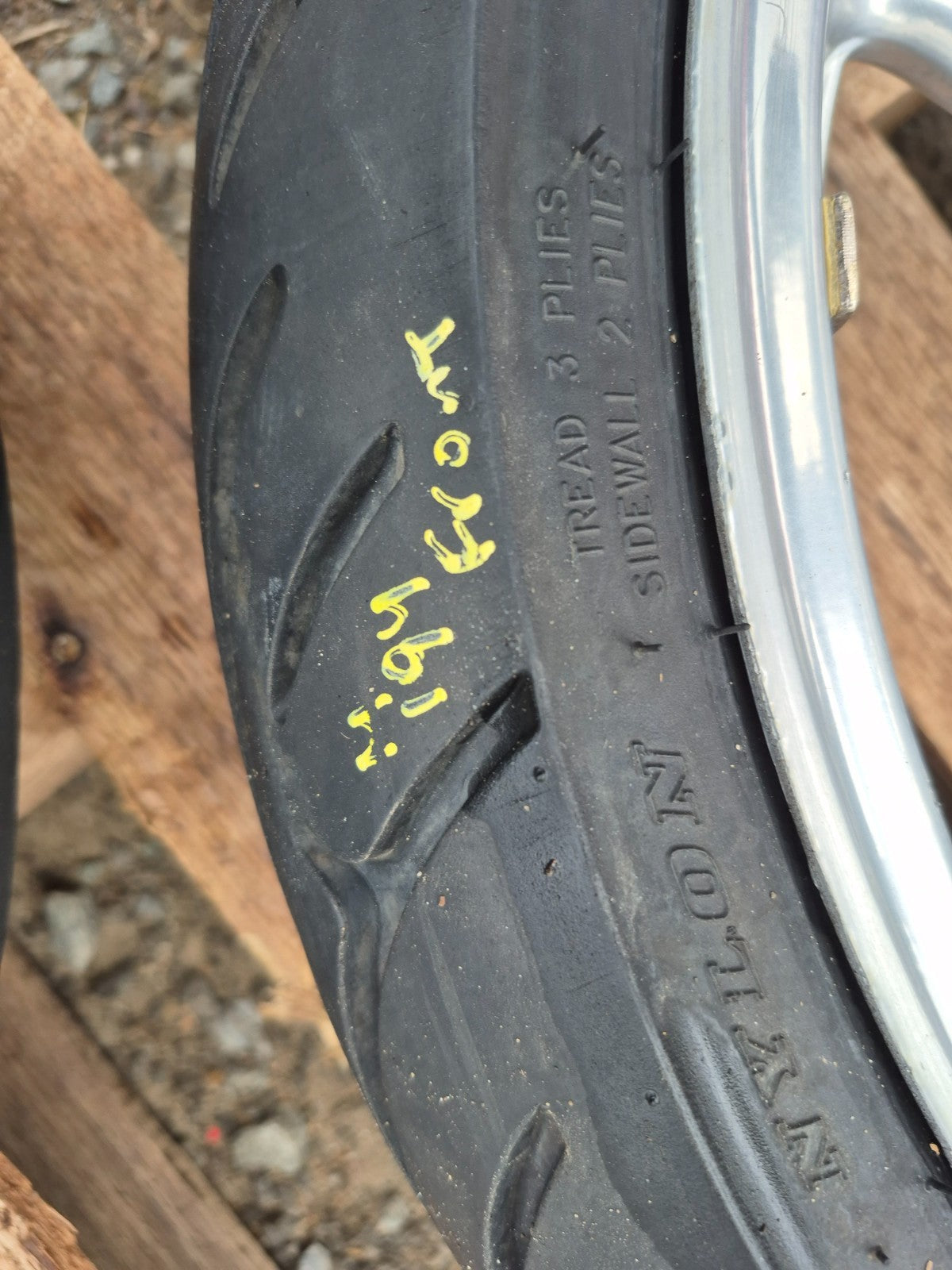 2009 Yamaha Fz6r Wheel Rim & Tire Front & Rear *straight* OEM