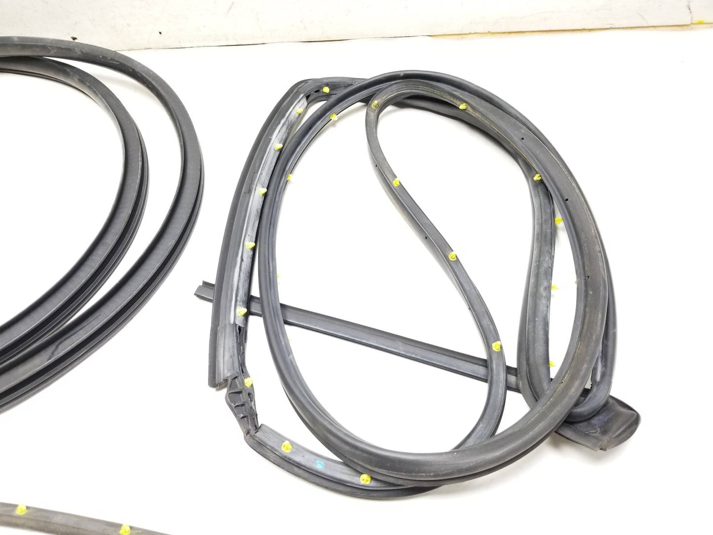 2012 Jeep Grand Cherokee Door Weatherstrip Rear Passenger Side Right OEM