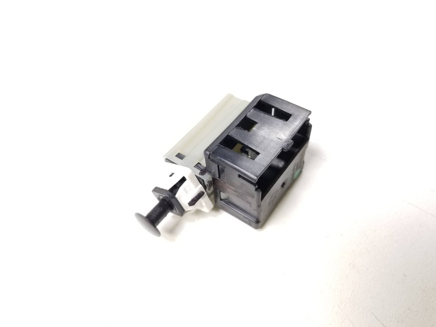 2011 - 2013 Jeep Grand Cherokee Stop Brake Light Lamp Switch OEM