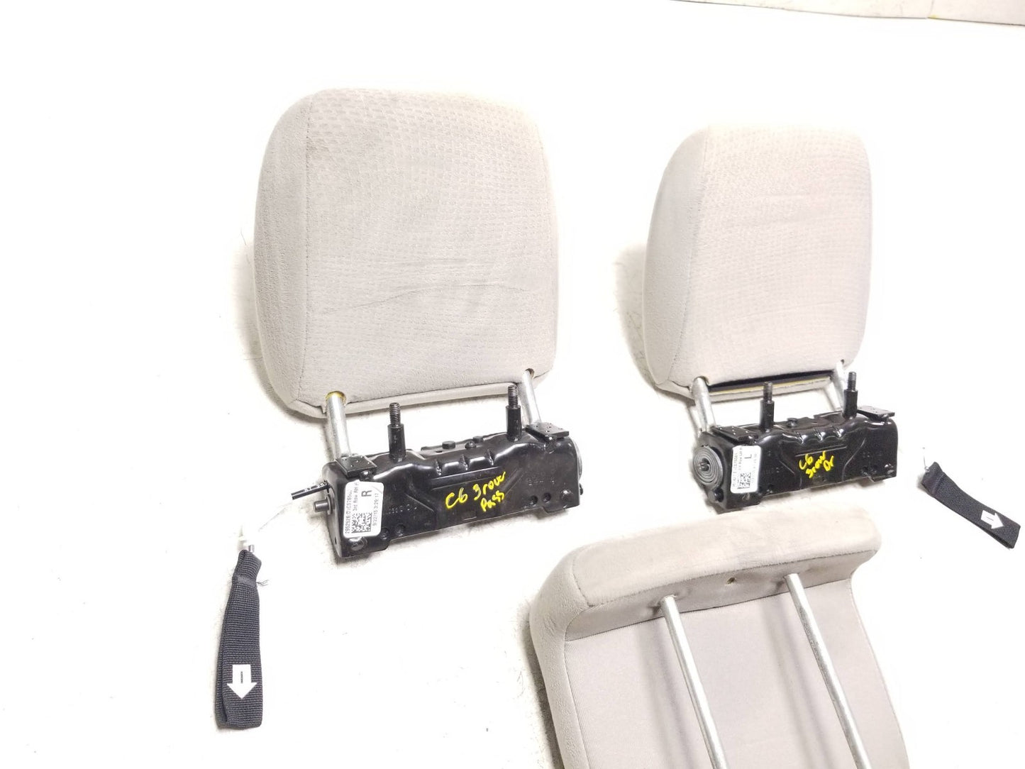 2014 - 2017 Dodge Grand Caravan Seat Headrest 3 Row Set OEM