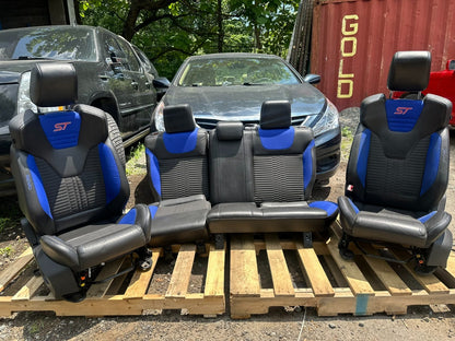 2013 Ford Focus St Seat Front & Rear Recaro OEM