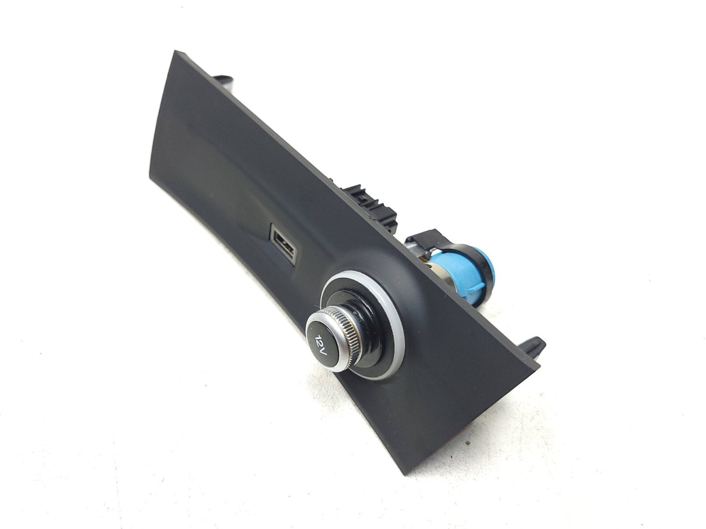 2017-2023 Alfa Romeo Stelvio Dashboard Power Outlet & Usb Port OEM