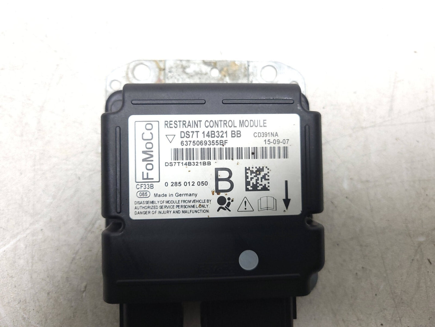 2013 - 2016 Ford Fusion Control Module Computer Ds7t-14b321-bb OEM