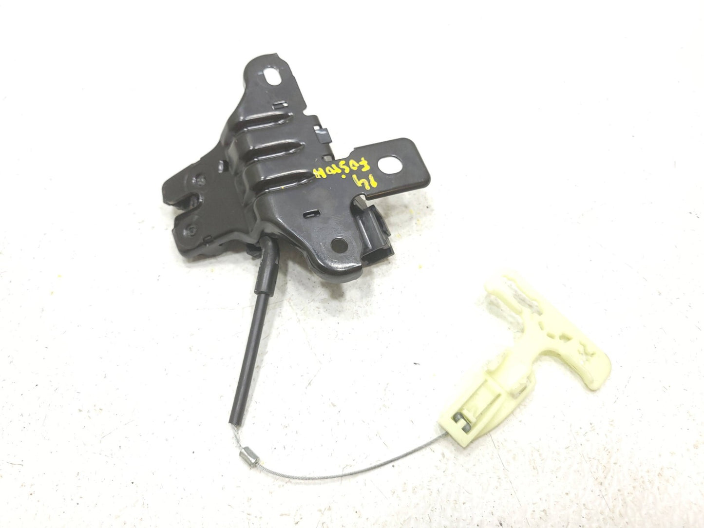 2014 Ford Fusion Trunk Lock Actuator Motor OEM