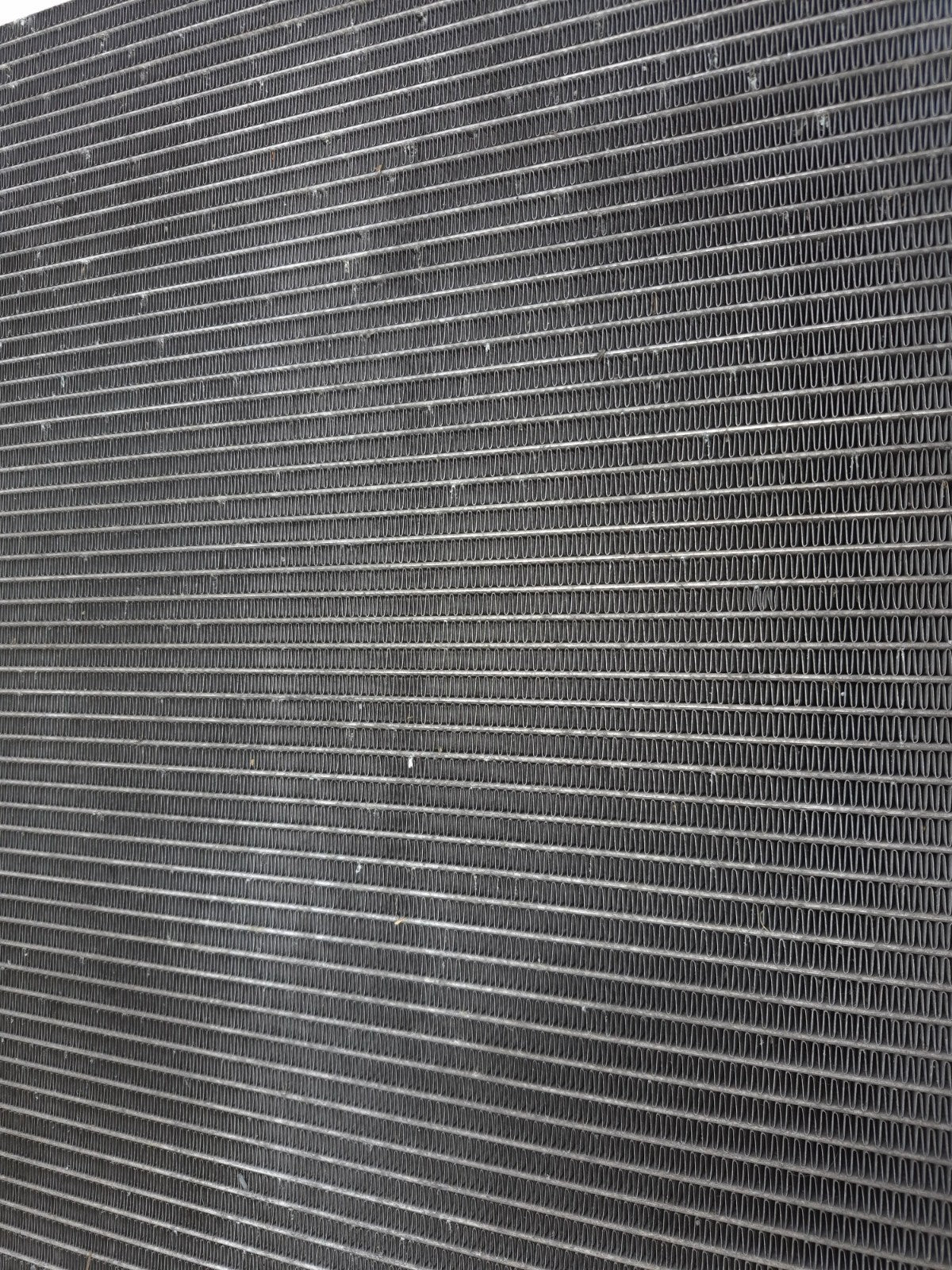 2008 BMW X6 E71 Engine Cooling Radiator OEM