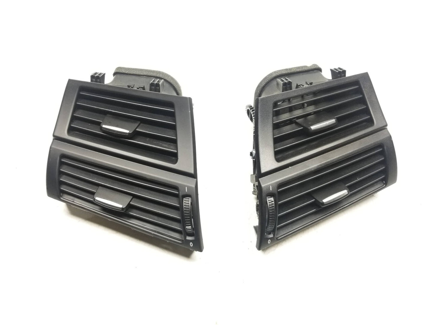 07 08 09 10 11 12 13 BMW X6 Dash AC Heater Air Vent Left & Right 2pcs   OEM