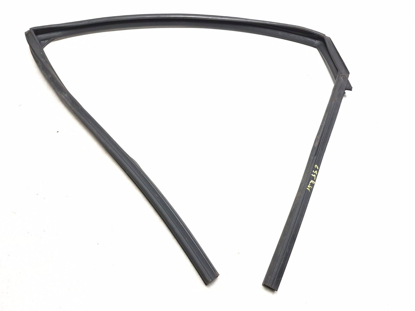 2018 Nissan Altima Rear Door Weatherstrip Seal Left Driver Side 4 Pcs OEM