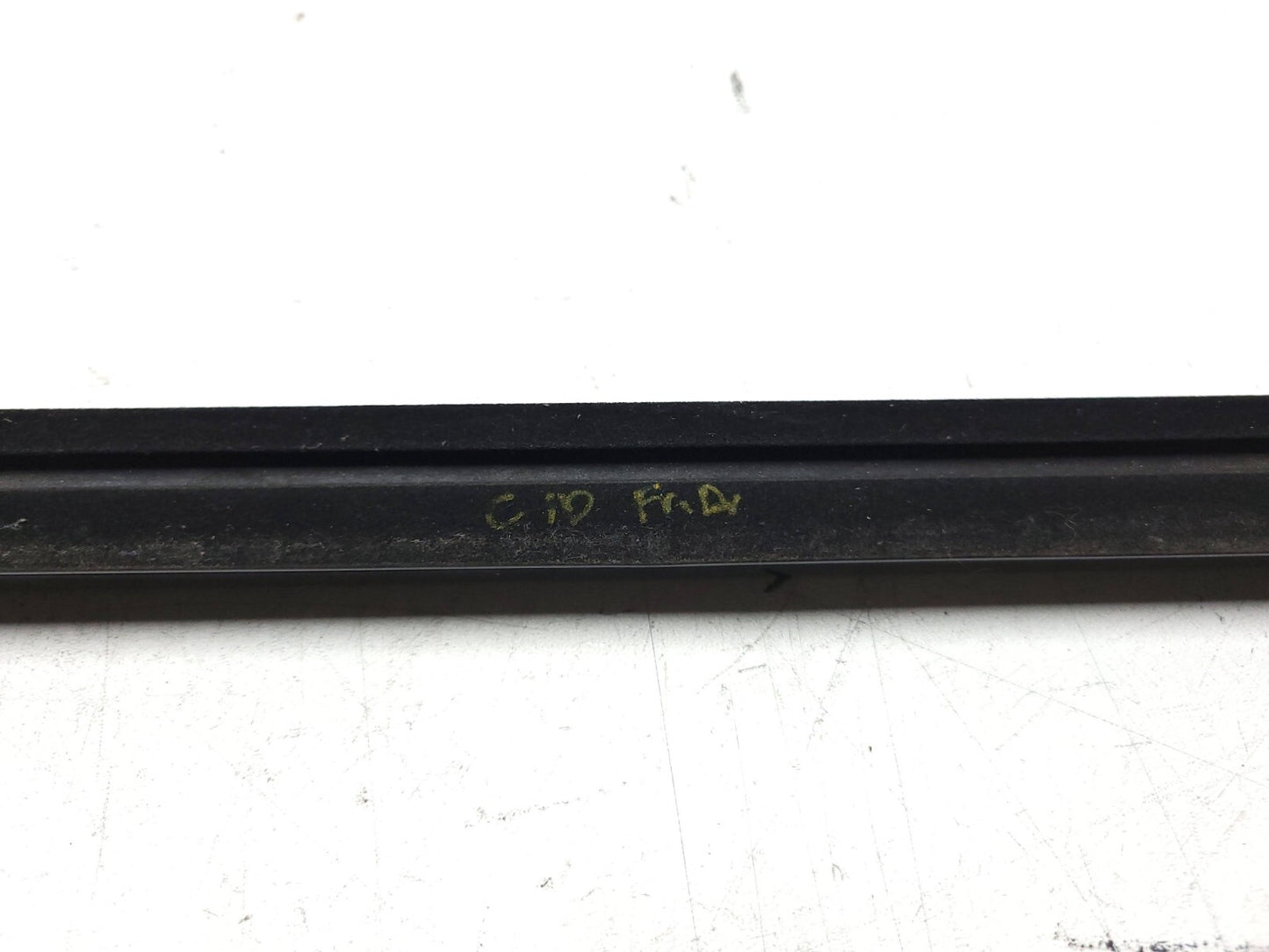 2010 - 2014 Chevrolet Suburban Side Door Window Outer Sealing Strip OEM