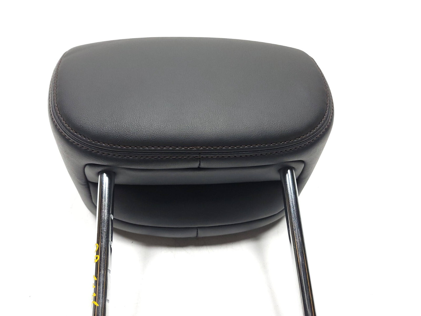 2009 - 2012 Infiniti Fx35 Front Seat Headrest Right Passenger  OEM