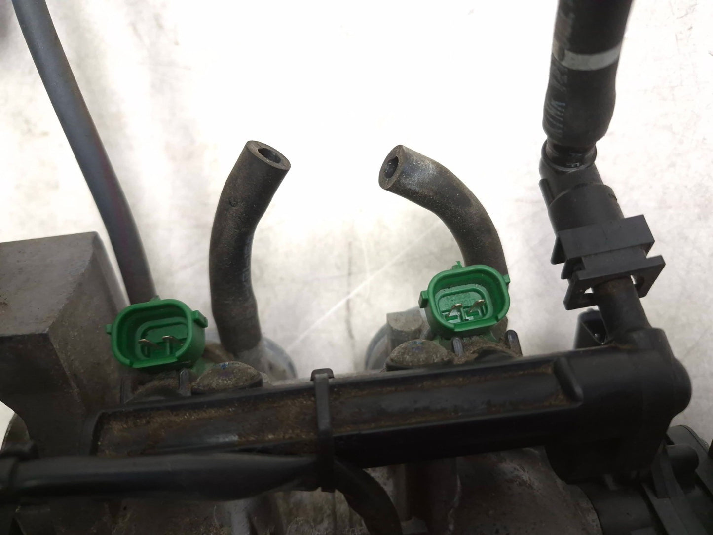 2014 Kawasaki Ninja 300 Ex300a Fuel Throttle Body & Air Valve Switch Sensor OEM