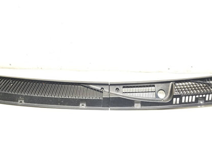 2012 Ford Transit Connect Windshield Cowl Grille Trim OEM