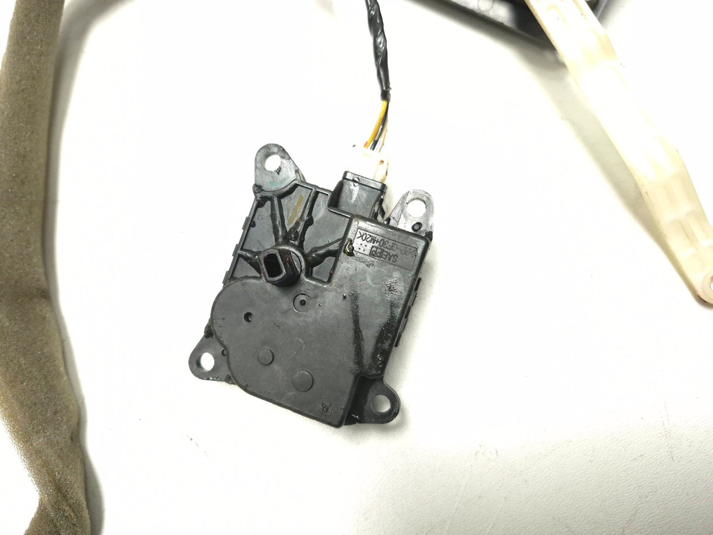 2018 Nissan Altima A/c Air Door Actuator Motor / Wire Harness 4 Pcs OEM