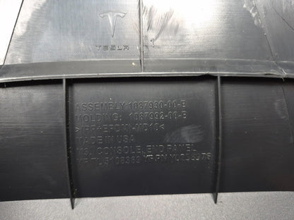 2022 Tesla Model 3 Center Console End Panel & Usb Access Panel Pair OEM