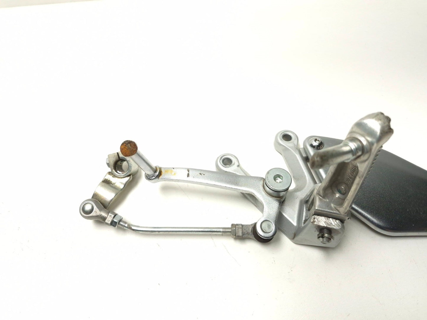 2025 Yamaha R3 Yfz320 Footrest W/ Gear Shift Lever Front Left OEM