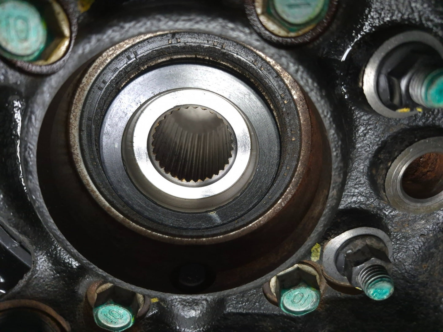 2013 Hyundai Genesis Coupe Wheel Spindle Knuckle Rear Passenger Side Right OEM