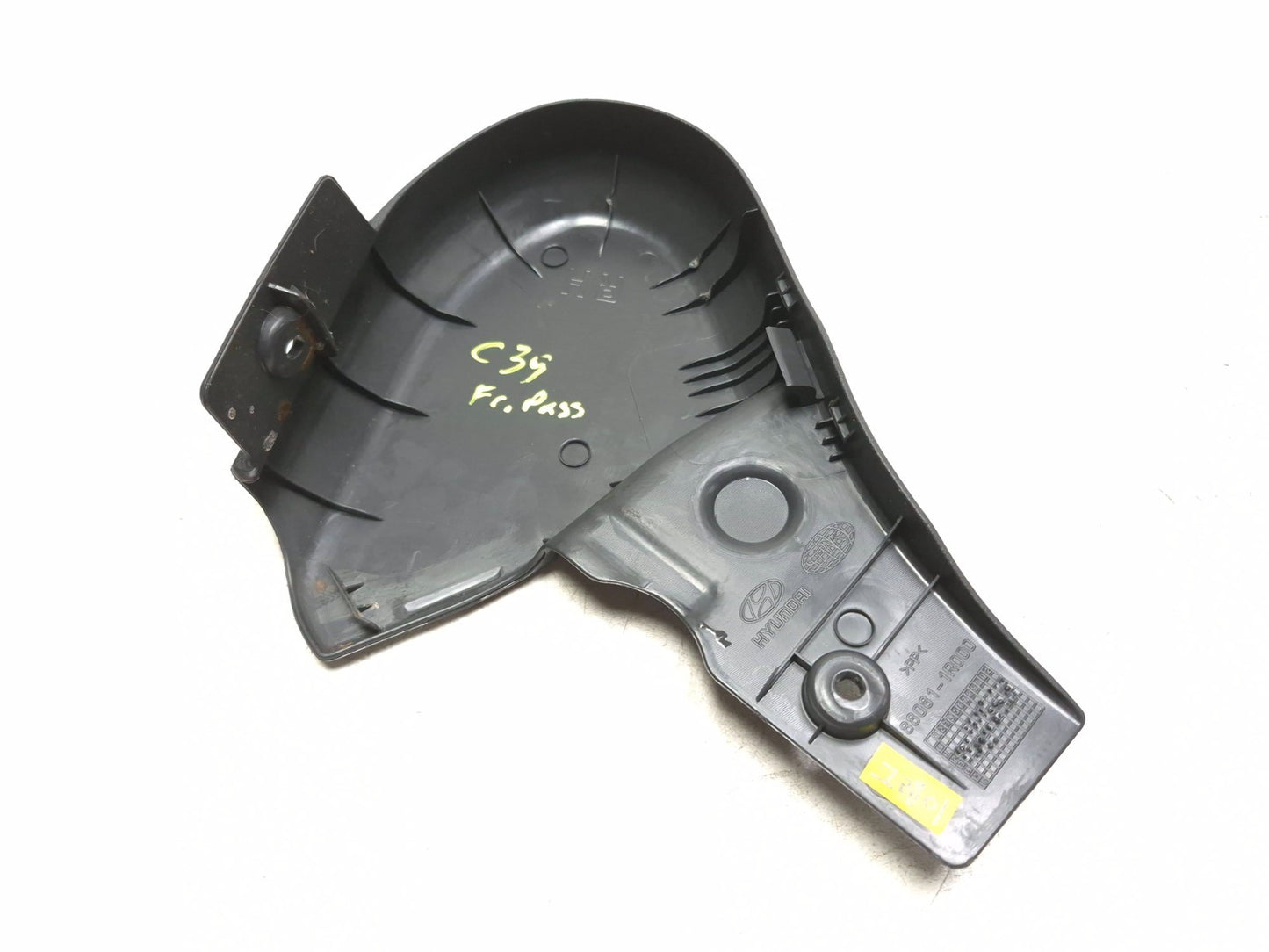 2014 Hyundai Accent Seat Side Cover Trim Front Passenger Right OEM