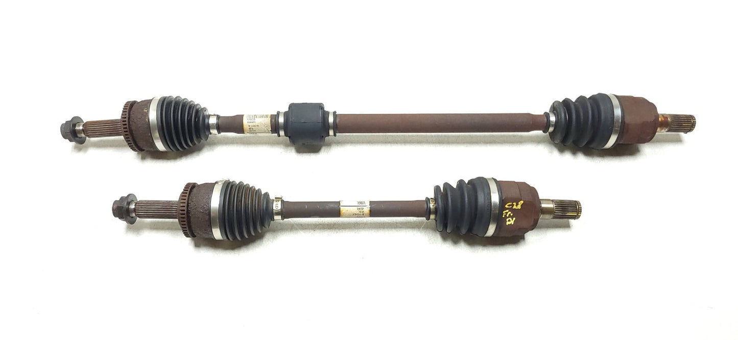 12-17 Hyundai Accent Front Driver Left & Front Passenger Right Axle Shaft OEM