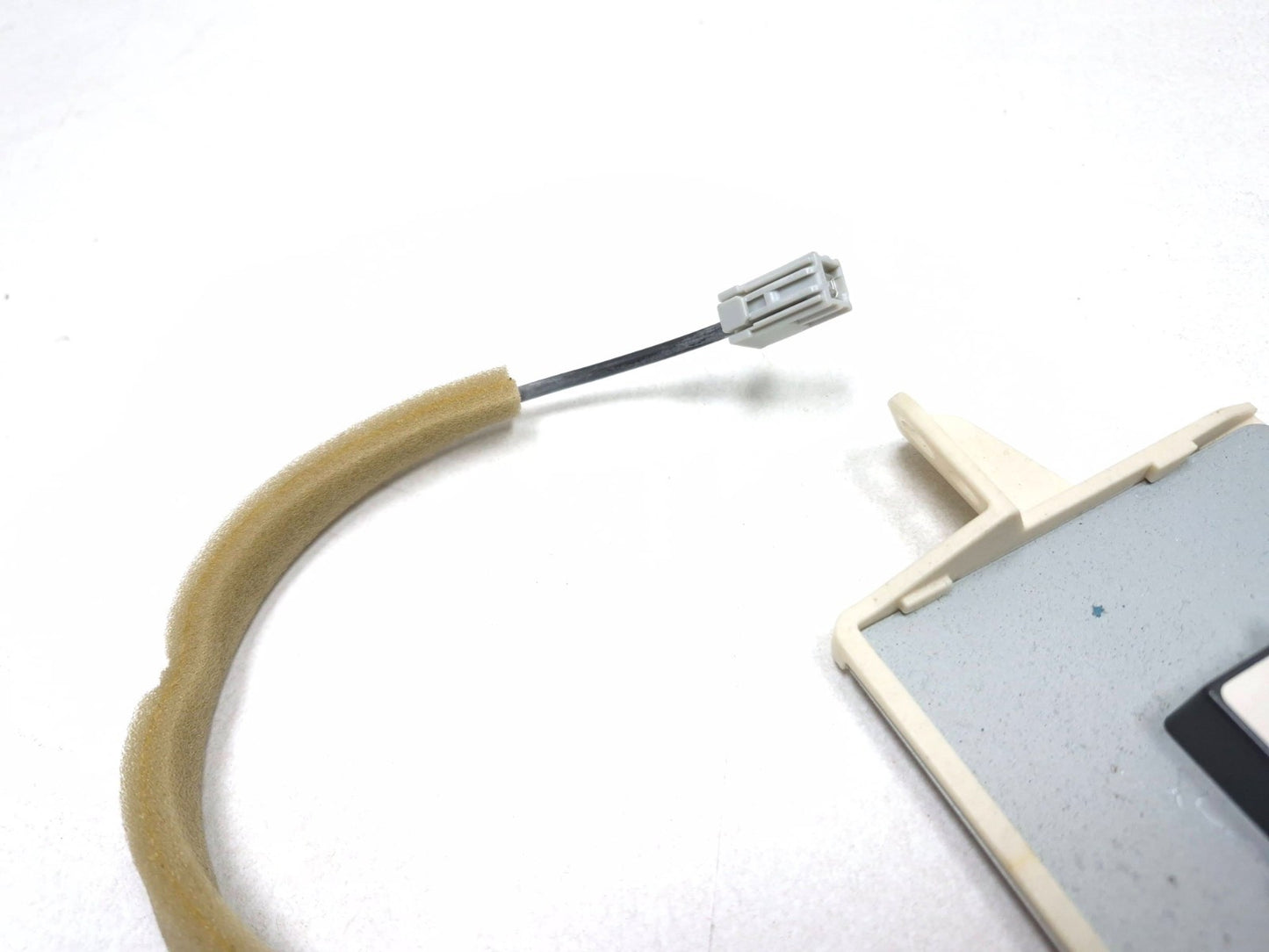 2012 Toyota Camry Antenna 86860-33120 OEM