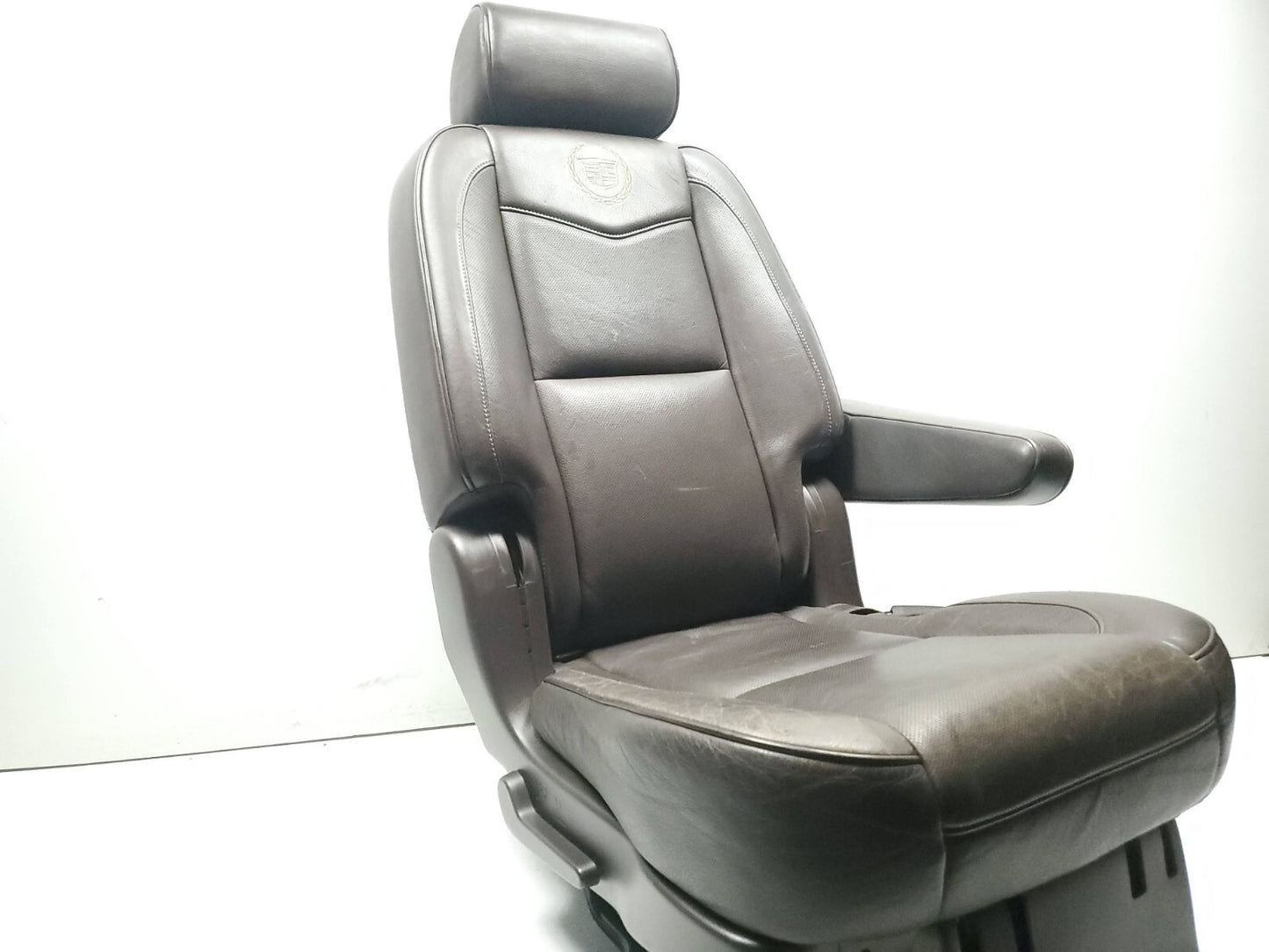 08 09 10 11 12 13 14 Cadillac Escalade Rear Seat 2nd Row Passenger Side.platinum