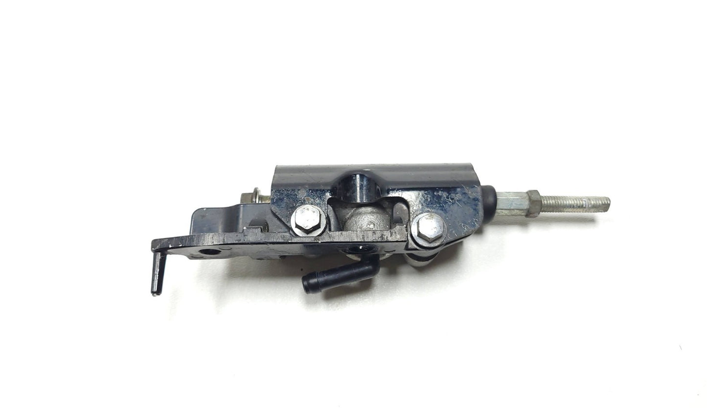 2007 Yamaha Xvs 1300 V-star Rear Brake Master Cylinder OEM