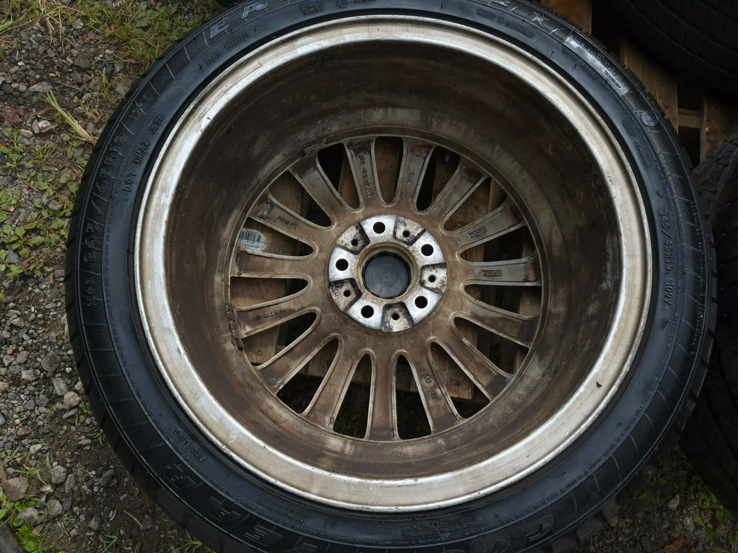 2011 BMW 750li Wheel Rim W/ Tire 245/45/r19 19x8.5j 4.8/32 Et 25 4 Pcs OEM