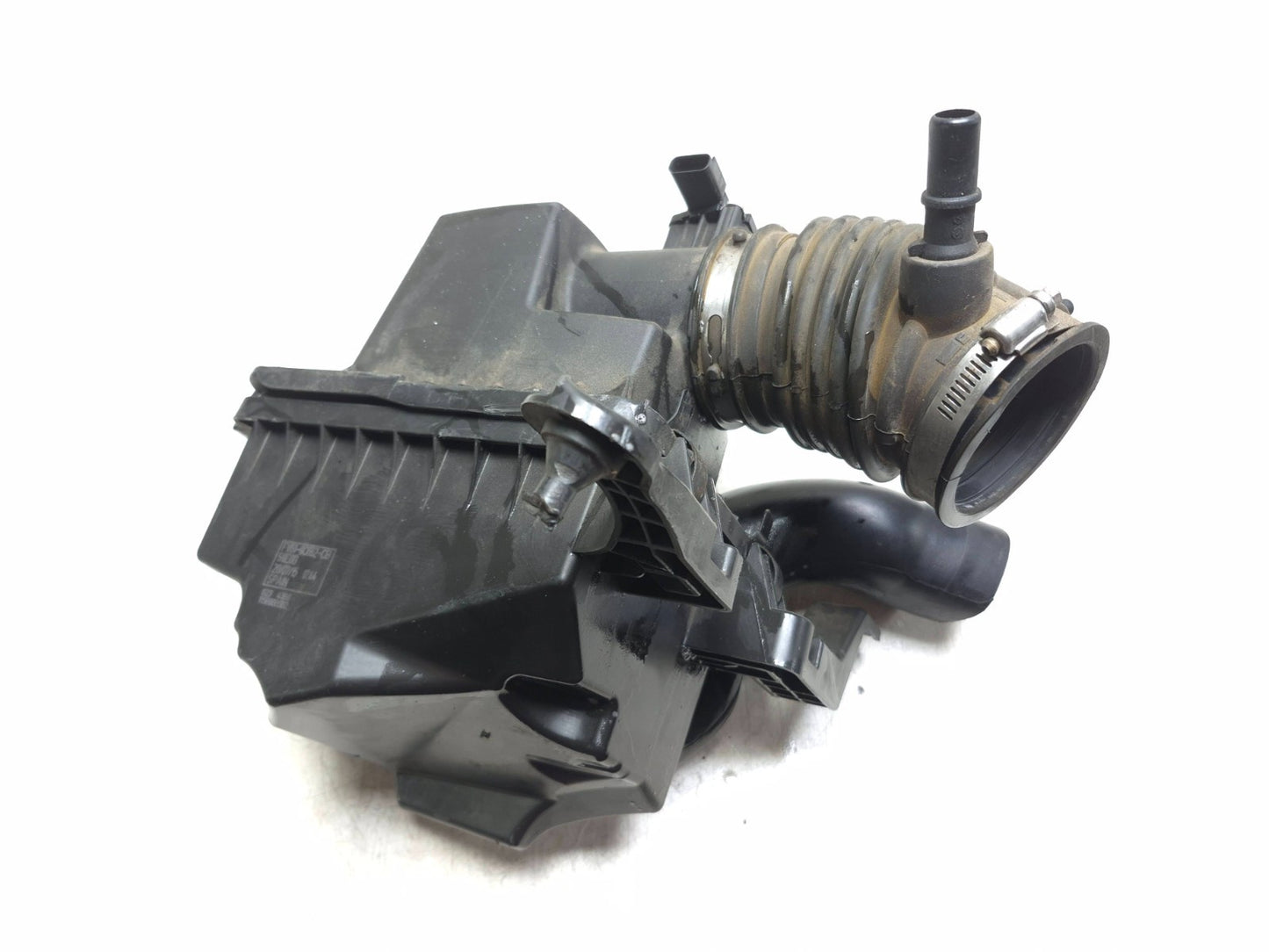 2016 Ford Transit Connect Air Box Cleaner Filter Housing 2.5l OEM